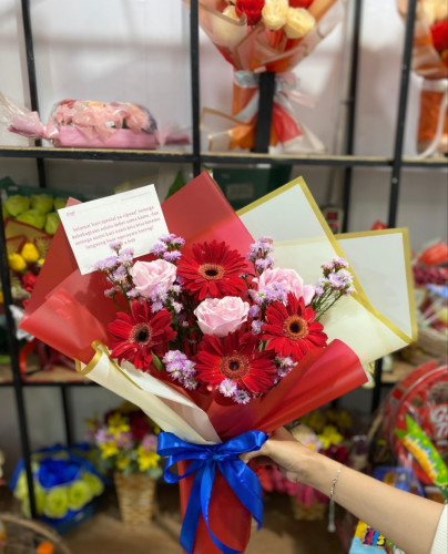 Flower Boutique gerejakatedralsantamariapalangkaraya 087748567736